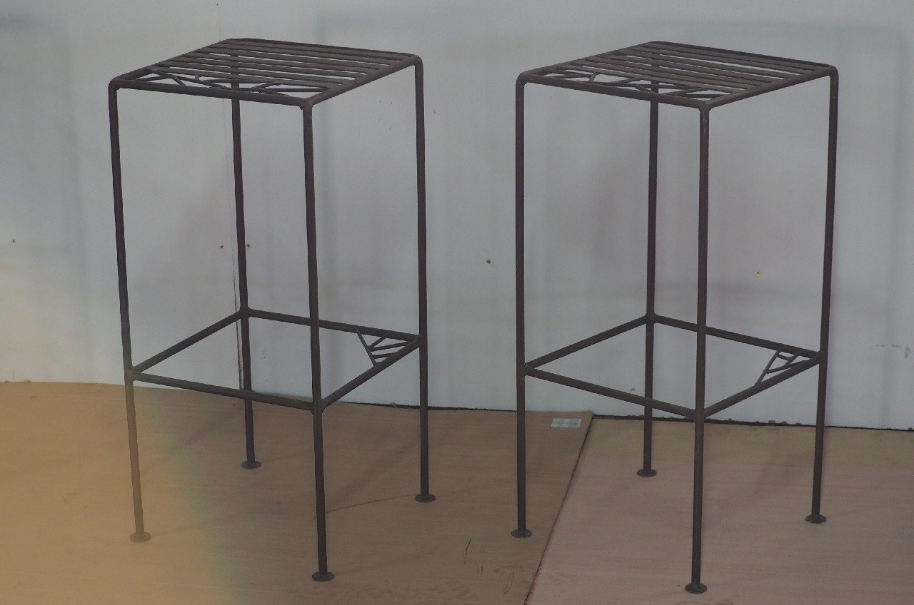Lot 2 tabourets simples